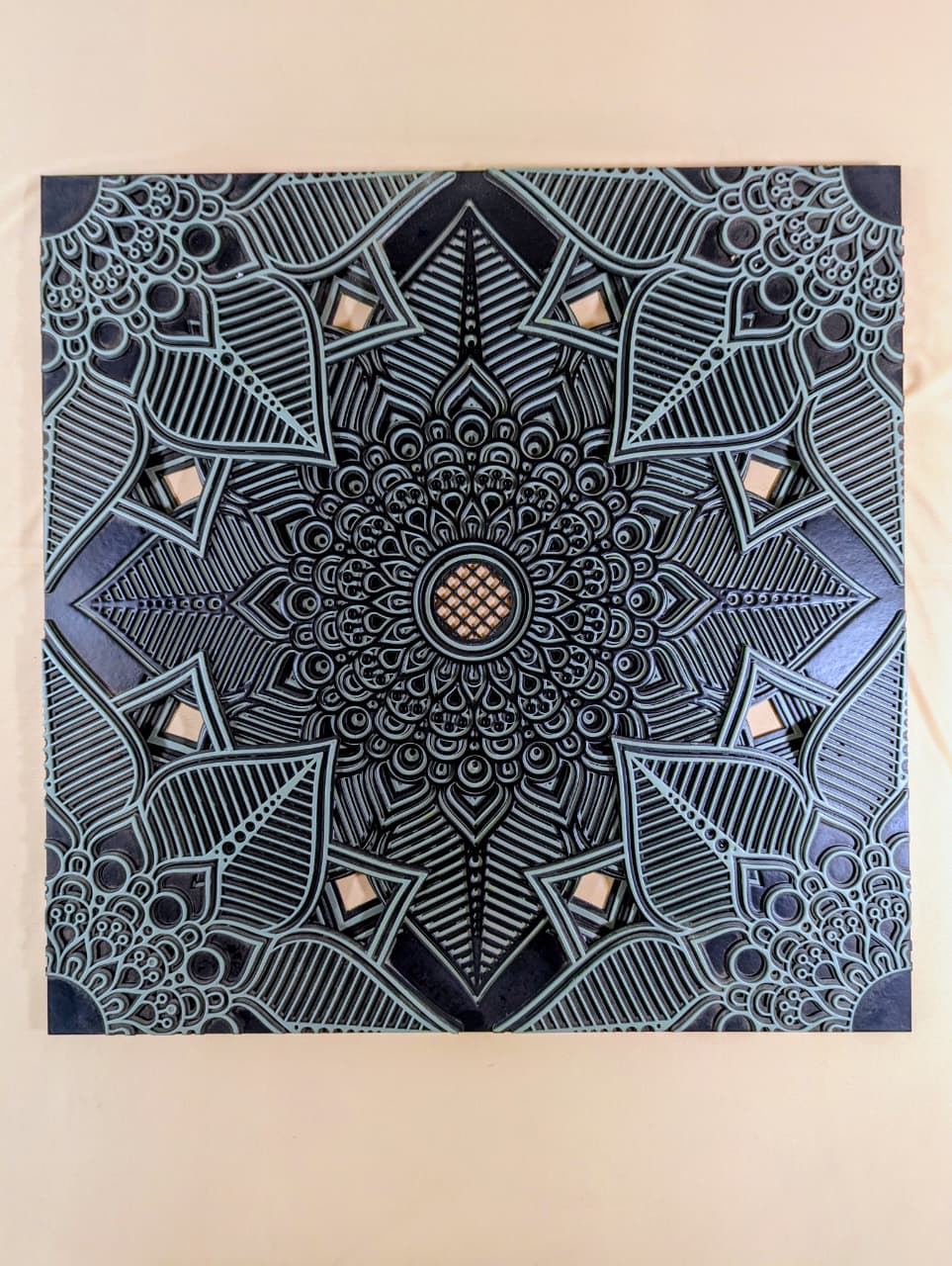 Zenith Lotus Mandala Wall Art – Grey & Silver 3D Décor