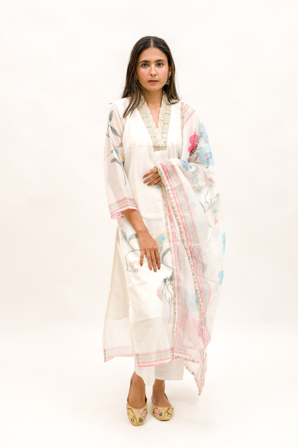 White Floral Organza 3-Piece Kurta Set with Pant and Dupatta