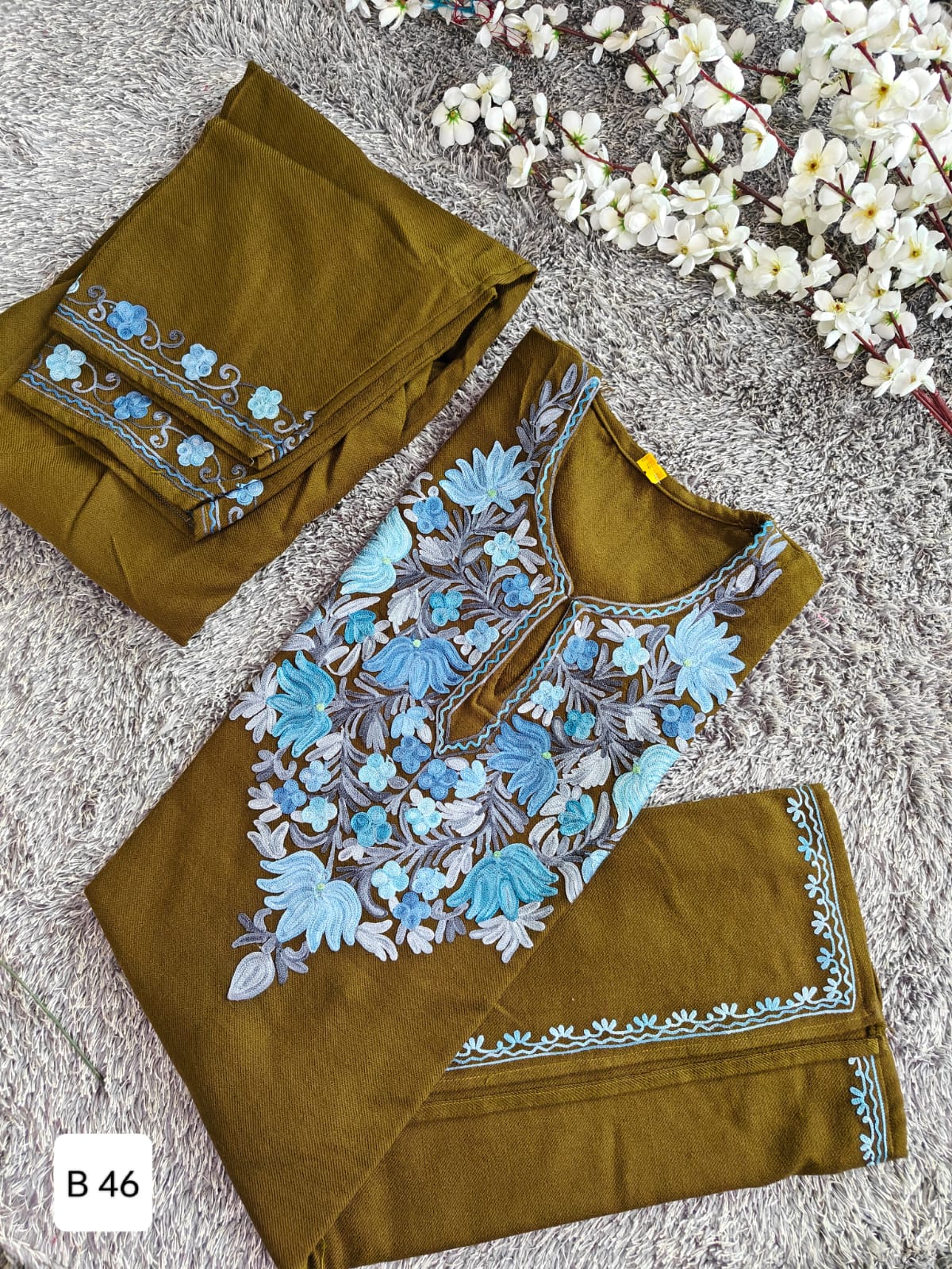 Handcrafted Olive Green Cashmillon Wool Short Kurta Set with Blue Floral Kashmiri Embroidery – Winter Collection