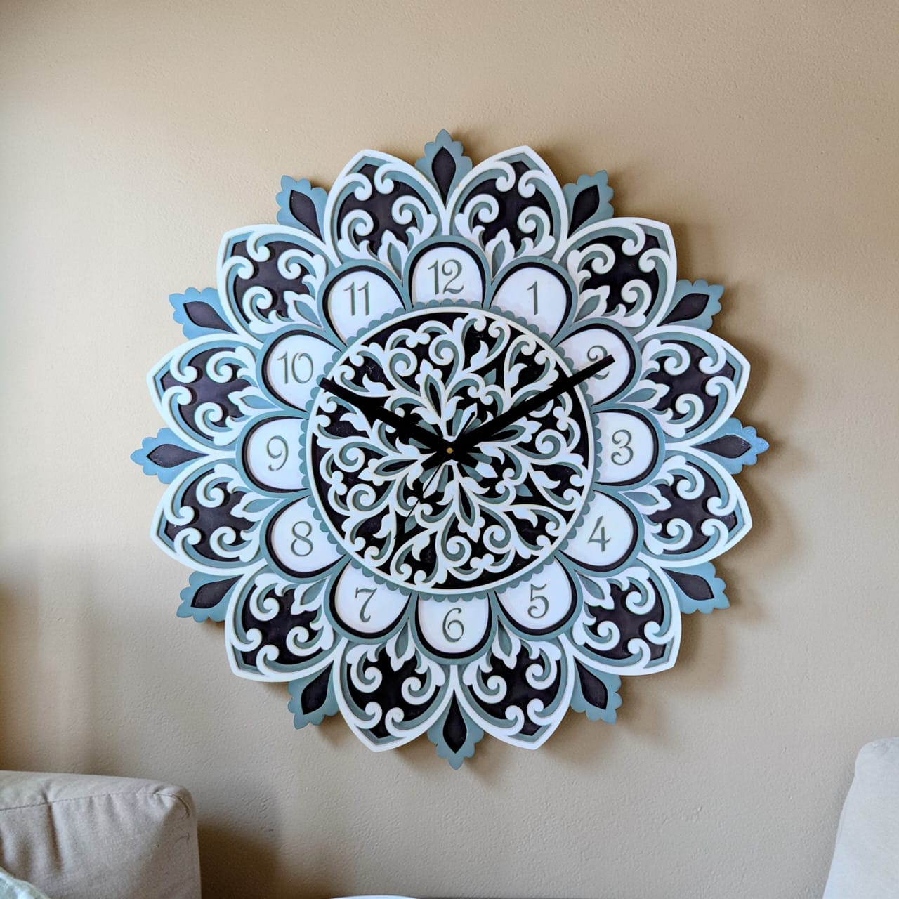Flora Samay – Handcrafted Wooden Mandala Wall Clock